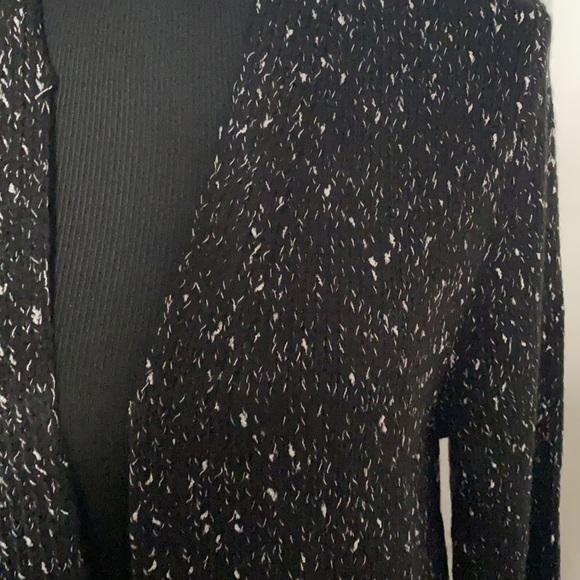 Apt 9 Black & Silver Metallic Cardigan Sweater NWT - Picture 2 of 6